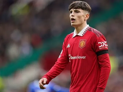 Hình ảnh mới nhất về Garnacho khiến CĐV Man Utd mừng rơn