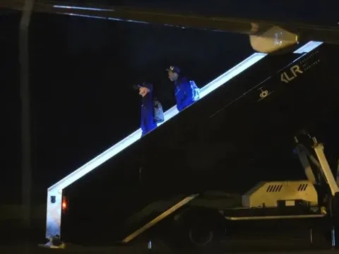 Hình ảnh tương phản giữa Anh - Pháp