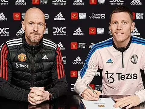 Hình ảnh về Weghorst khiến CĐV Man Utd sướng rơn