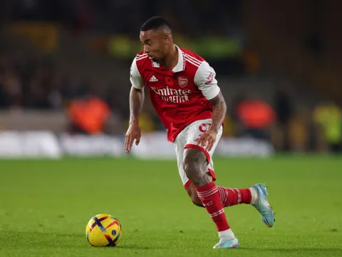 Arsenal tận dụng 'vũ khí cũ' của Man City