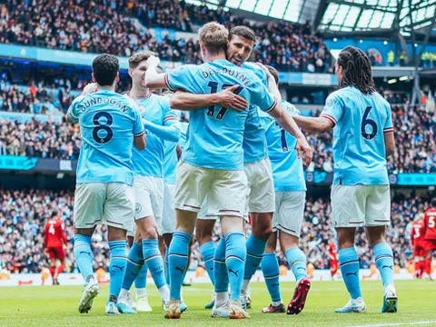 Man City bắt đầu phả hơi nóng lên Arsenal