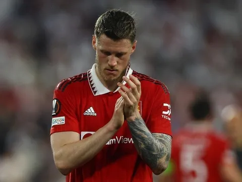 Man Utd trả giá vì chuyển nhượng sai lầm