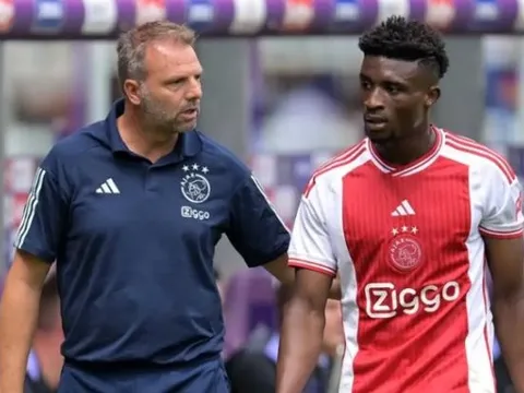 HLV Ajax lên tiếng, thương vụ Kudus đã đổ bể?