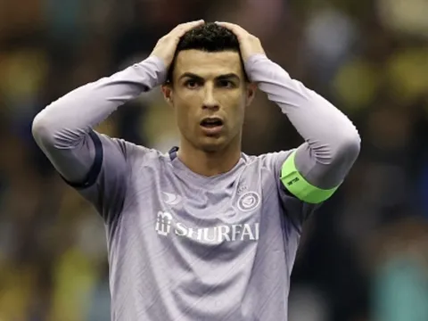 HLV Al Nassr trách Ronaldo sau trận thua