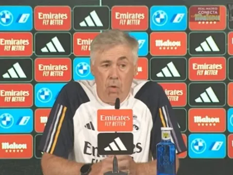 HLV Ancelotti báo tin vui trước trận derby thành Madrid