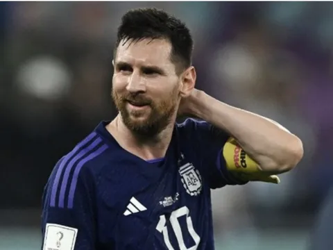 HLV Ba Lan: 'Nếu có Messi trong đội, Lewandowski sẽ ghi 5 bàn'