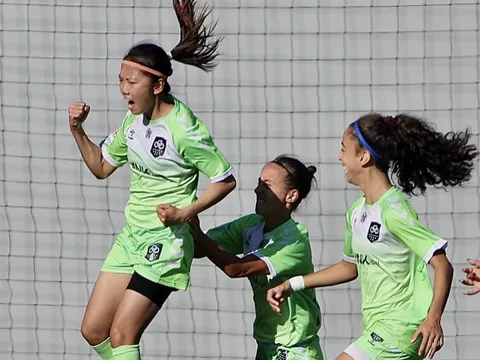 HLV CLB nữ Lank: Huỳnh Như rất giỏi