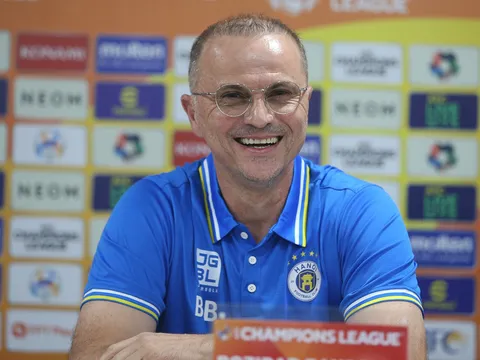 HLV Hà Nội FC tuyên bố 'làm nên chuyện' ở AFC Champions League