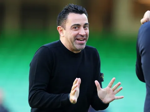 HLV Iraq: "Xavi đang phải chịu rất nhiều bất công"