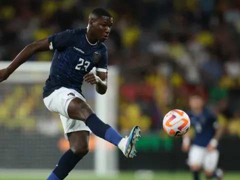 HLV lên tiếng, 2 mục tiêu của M.U có thể chơi trận cuối cùng cho CLB