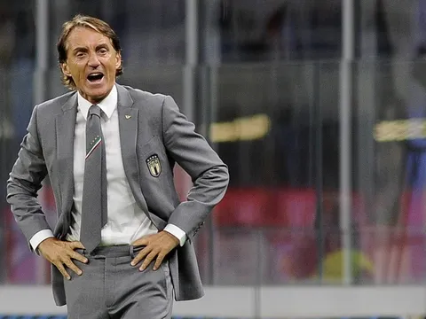 HLV Mancini thấy đau đớn khi Italy vắng mặt tại World Cup 2022