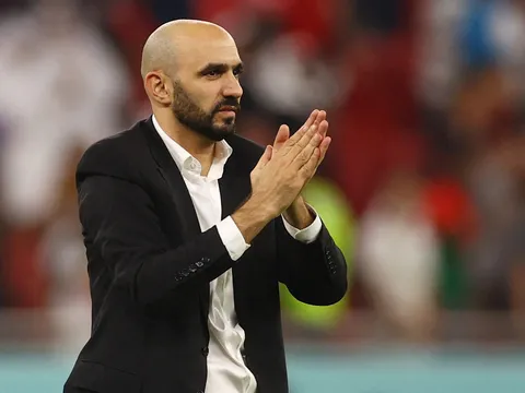 HLV Morocco so sánh mục tiêu của Arsenal với Mbappe