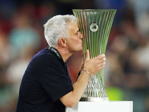 Với Mourinho, Roma có thực sự đi lên hay không?