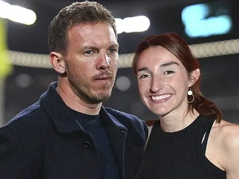 HLV Nagelsmann bị sa thải, bạn gái bỏ nghề phóng viên