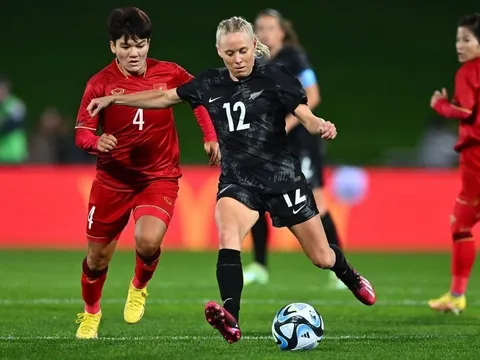 HLV New Zealand vui hết cỡ sau trận thắng tuyển nữ Việt Nam