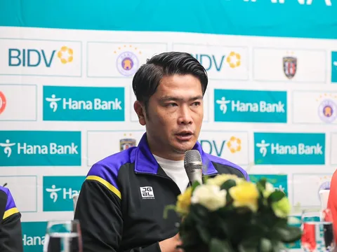 HLV Nhật Bản chê trách lối chơi kiểm soát bóng của tuyển Việt Nam