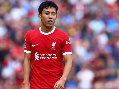 HLV Nhật Bản nói thẳng vai trò của tiền vệ Liverpool