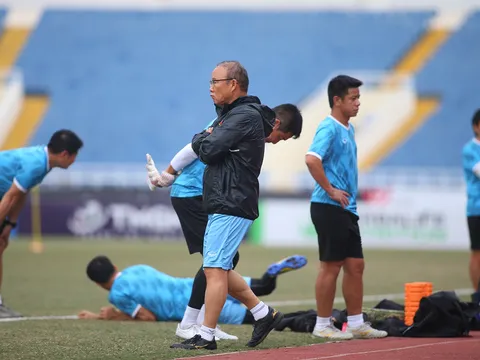 HLV Park Hang-seo tâm trạng trong buổi tập cuối cùng ở Việt Nam