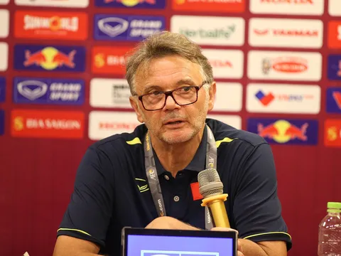 U23 Việt Nam thắng Guam 6-0, HLV Troussier tiếc vì không ghi thêm bàn thắng