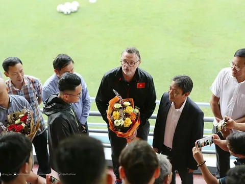 HLV Philippe Troussier: Mục tiêu cao nhất là World Cup