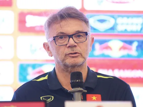 HLV Philippe Troussier: Tuyển Việt Nam thắng Hong Kong chạy đà cho World Cup