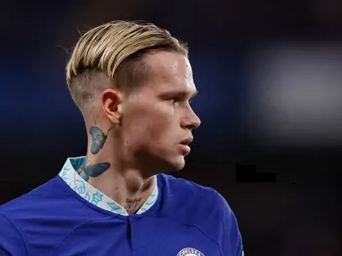 HLV Potter nói rõ lý do Mykhailo Mudryk chậm thích nghi