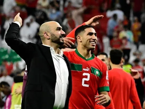 HLV Regragui đọc vị, lối đá Tây Ban Nha đã 'vô dụng' trước Morocco