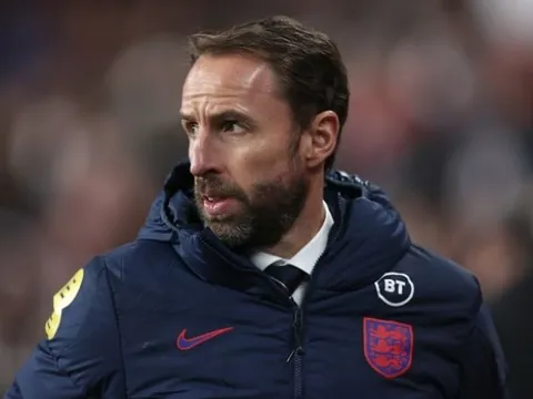 HLV Southgate bảo vệ Maguire trước lời chỉ trích ô nhục của Roy Keane
