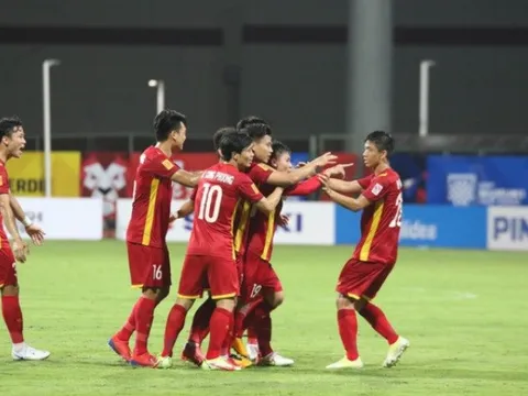 "HLV Tan Cheng Hoe không thể không phục ĐT Việt Nam"