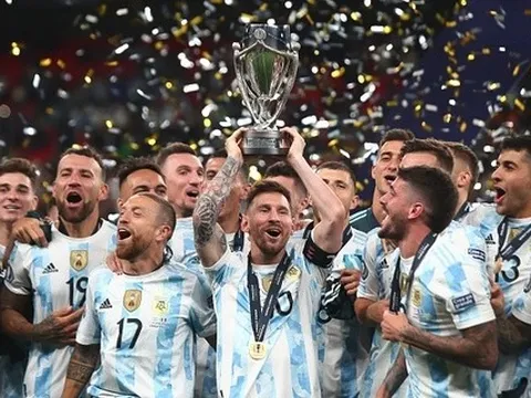 HLV Tây Ban Nha muốn Argentina vô địch World Cup