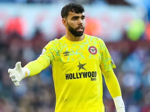 HLV Thomas Frank định giá rõ ràng cho mục tiêu của M.U, Chelsea