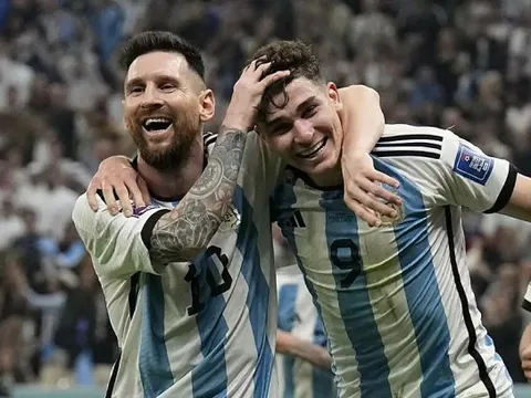 HLV tiên đoán ngôi sao Man City sẽ đến Real Madrid