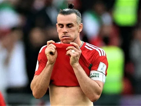HLV Xứ Wales: 'Tôi không muốn nói rằng Bale có tội'