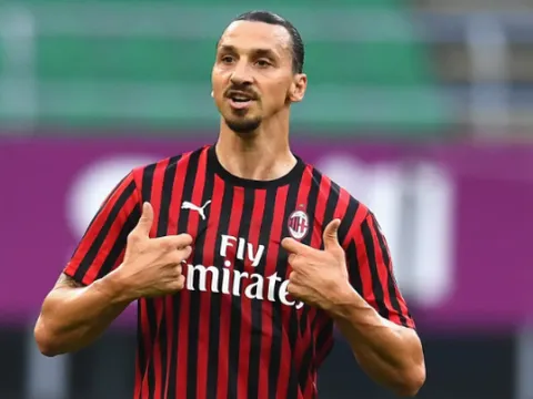 "Họ chỉ trích tôi 25 năm, bởi vì tôi là số 1, là Chúa"