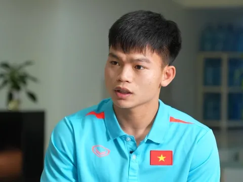 Sao trẻ ĐT Việt Nam: HLV Troussier chưa từng gặp riêng em