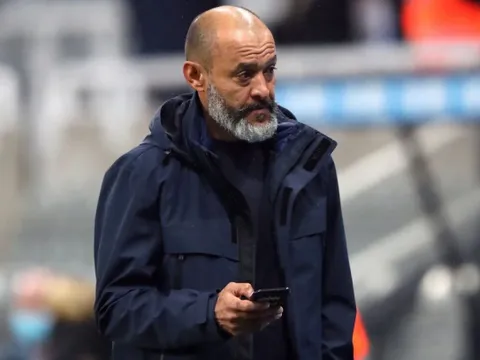 "Hoàn toàn lãng phí thời gian của mình ở Manchester United"