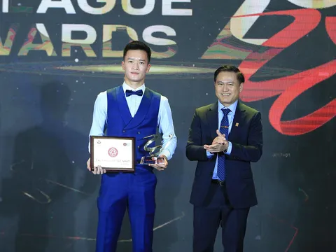 Hoàng Đức xuất sắc nhất V-League 2023