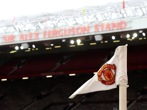 Hoàng thân Qatar đẩy MU vào thế khó