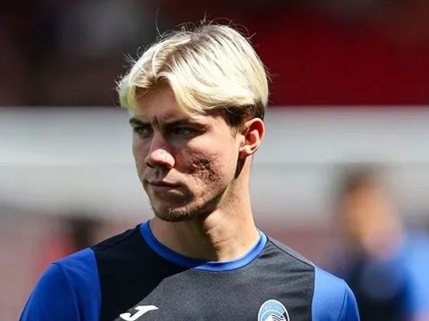 Hojlund sớm gây bão ở tuổi 19