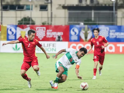Hồng Duy: Indonesia đá rắn, không né kịp có khi nằm viện