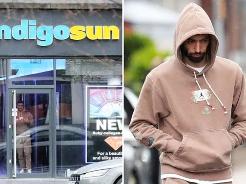 Nghỉ tập ở Man Utd, Bruno gây chú ý ngoài đường phố