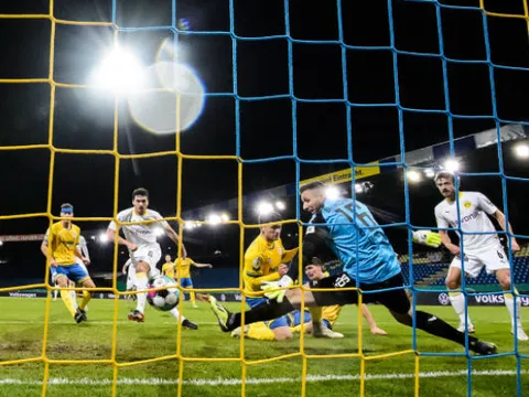 Hummels và Sancho đồng loạt nổ súng, Dortmund đoạt vé vào vòng 16 đội