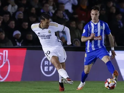 Hung tin ập đến Real Madrid
