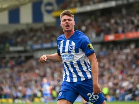 Hung tin cho Man Utd trước khi trở lại Premier League