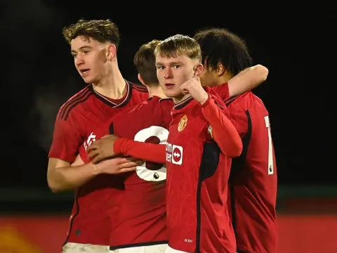 Hủy diệt giải đấu, U18 M.U hạ gục Liverpool trong trận cầu 7 bàn