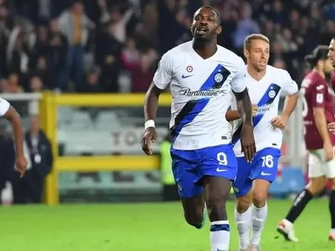 Hủy diệt Torino, Inter đòi lại ngôi đầu BXH Serie A