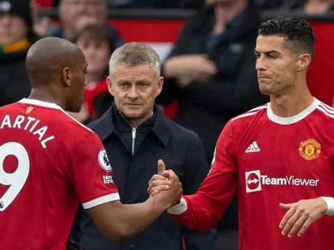 Bryan Robson chỉ ra yếu tố giúp Man Utd mạnh mẽ trở lại