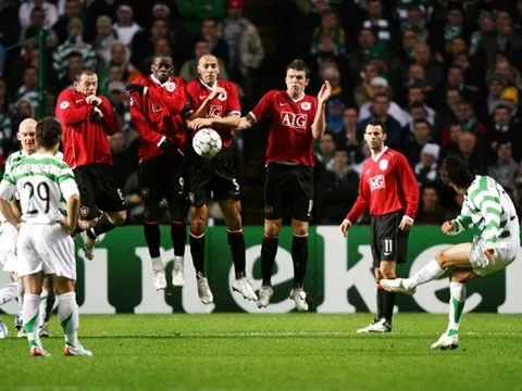 Huyền thoại sút tung lưới Man Utd kết thúc sự nghiệp 26 năm