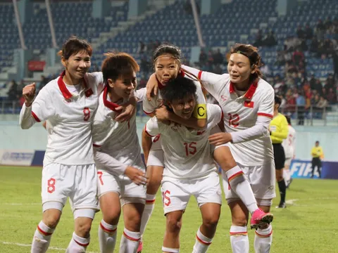 Huỳnh Như lập cú đúp, tuyển nữ Việt Nam đại thắng Nepal