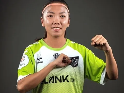 Huỳnh Như: 'Tôi tận hưởng bóng đá ở Bồ Đào Nha'